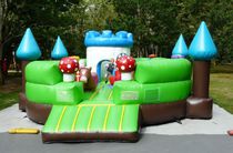 jeu gonflable 3-5 ans